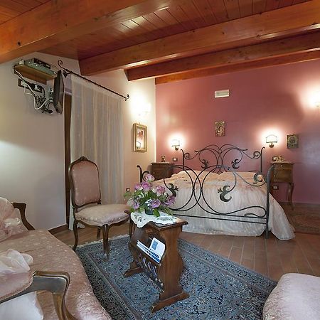 B&B La Ginestra Civita Room photo