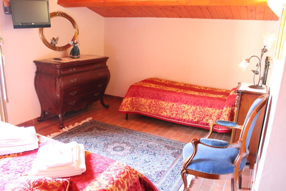 B&B La Ginestra Civita Room photo