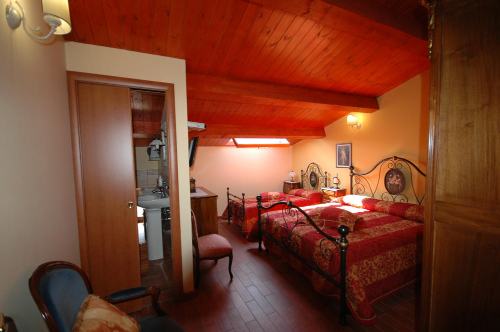 B&B La Ginestra Civita Room photo
